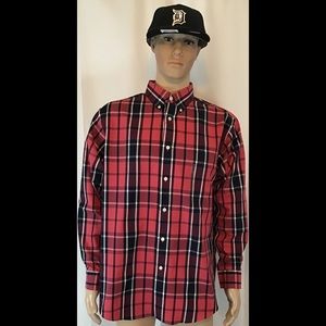 Roundtree and Yorke button down shirt size large